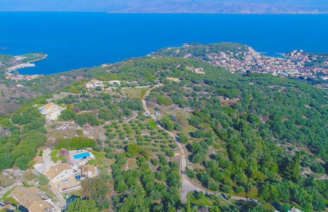 Villa Helona in Lithiasmenos - Photo 18