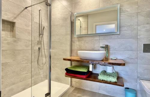 The Shallows by inspirestays-com - Foto 78