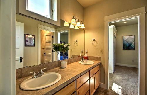 Redmond House with Community Amenities Access - Foto 21