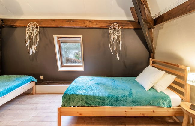 Beautiful Group House With Large Garden - Photo 12