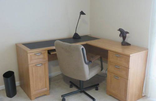 Spacious villa, pool, water views, walk to beach - Foto 3