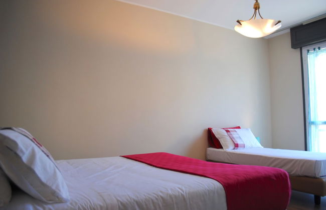 Bnbook - Sesto Calende Train Station - Foto 6