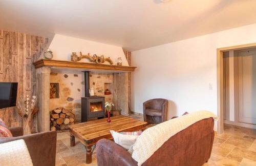 Gîte Chabrignac, jacuzzi et sauna privatif, piscine chauffée partagée, Wifi, salle de jeux - Foto 9