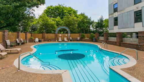 Home to the Stars on Music Row with Pool and Free Parking - Foto 2