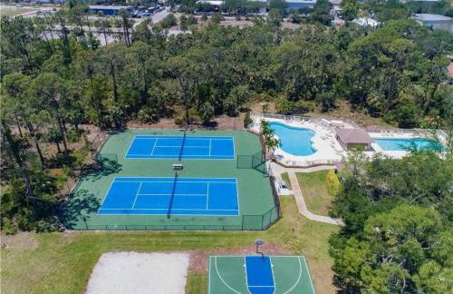 SUPERB LAKESIDE VILLA WITH PRIVATE POOL NAPLES - Foto 31