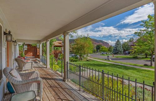 Cozy Home with Sauna 5 bedrooms 3 bathrooms Sleeps 12 - Foto 2