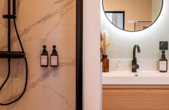 Le Quatrième Mur - Foto 43