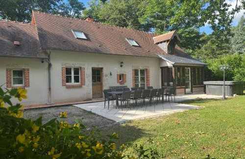Grand gite rénové, jacuzzi, jardin, rivière, calme - Foto 52