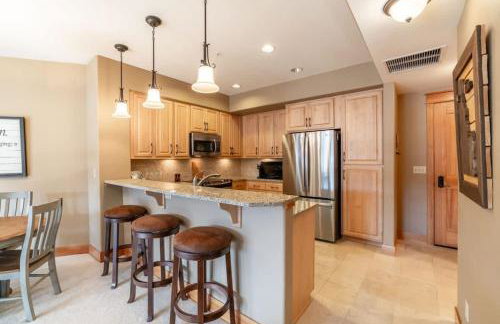 Basecamp in Riverstone Walk to River Shops and more - Foto 19