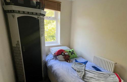 Spacious 3 Bed home situated in a beautiful area - SLEEPS 8 - Foto 21