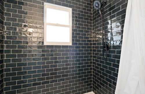 Stonewall Bungalows - Sleeps 15 - Foto 48