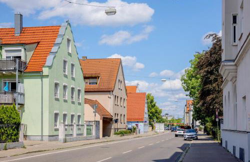 Kaza Guesthouse, centrally located 2 & 3 bedroom Apartments in Augsburg - Foto 48