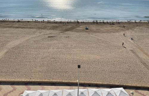 Primera línea en Cullera con piscina. Inmejorables vistas - Photo 11