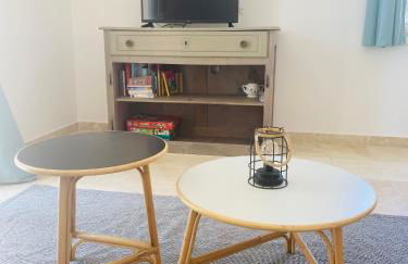 La Maison d à côté 8 à 10 personnes - Foto 25