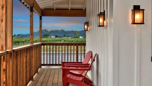 Completely Remodeled Farmhouse With Stunning Views Of Dry Creek Valley - Foto 2