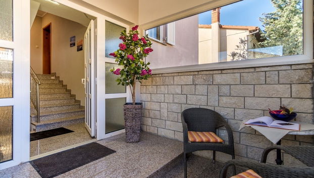 Bellistra Apartments Rabac - Foto 2, Salón en el vestíbulo