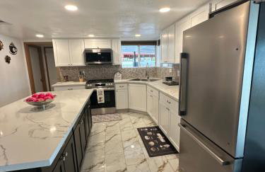 Sleek & Spacious Central Oasis - Foto 23