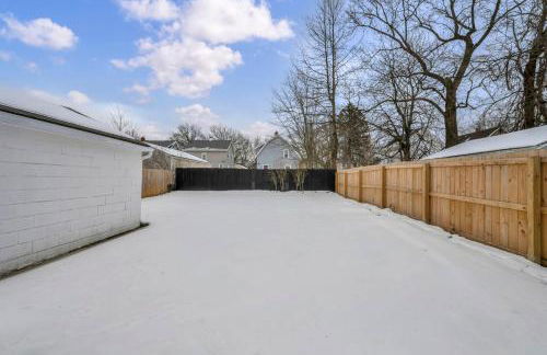 Modern Stylish Urban Haven 4 Bedroom 2 Bath - Dog Friendly - Foto 32