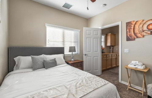 Entire Home in Surprise Downtown, Arizona - Foto 23