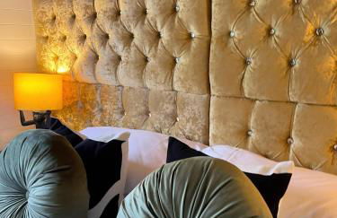 Otter 3 Lodge -Jungle Inspired -Dog Friendly -Private Hot Tub -Warminster-Bath-Salisbury - Foto 11