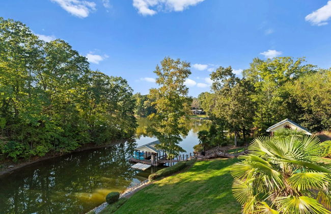 Lakefront 6bdr, Priv Dock, Game Room, Firepit Jake's Lake House by Avantstay - Foto 61