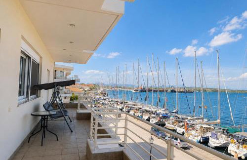 AB Preveza Apartments-15 Meters Over the Sea Attic & Alexander's the Great Executive Suite - Foto 33