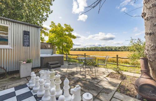 Relaxing Retreat - The Shepherds Hut - Hot Tub - By Tempstay - Foto 39