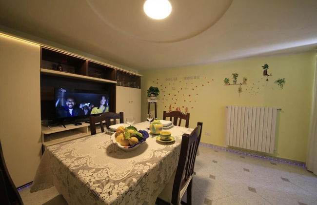 Dolls House Holiday Home - Photo 25