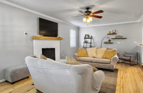 Cozy Home Away From Home - Pet-friendly, King bed - Foto 2