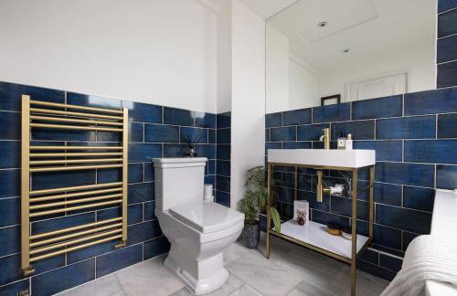 Stylish 2-Bed Loft Apartment with Terrace 2 min walk to Fulham Tube Station - Foto 18