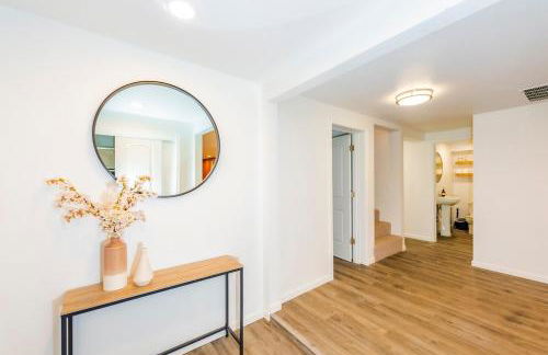 Beautiful like new home in a quiet neighborhood - Foto 43