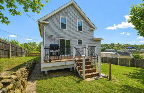 Home Near Parks & Downtown Worcester - Foto 1