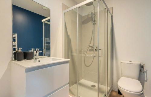 Studio sous les combles côté rue, parking gratuit - Foto 15