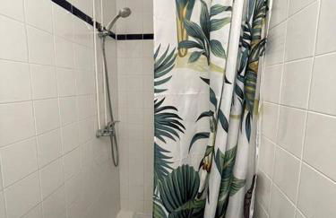 Studio RdC parking privé gratuit - Photo 7