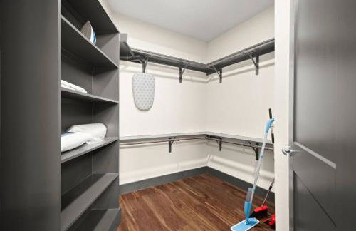 Central Austin 1BR w Pool, Gym & Pet-Friendly - Foto 11