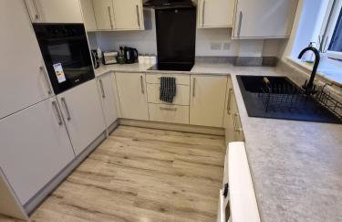 Comfortable 2-Bedroom Barwell Home A with Free Parking - Foto 8