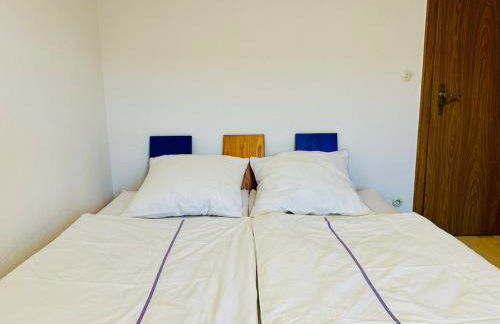 Cozy house with courtyard - Foto 26