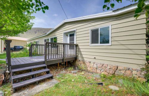 Cozy Salmon Home with Mountain Views and River Access - Foto 34