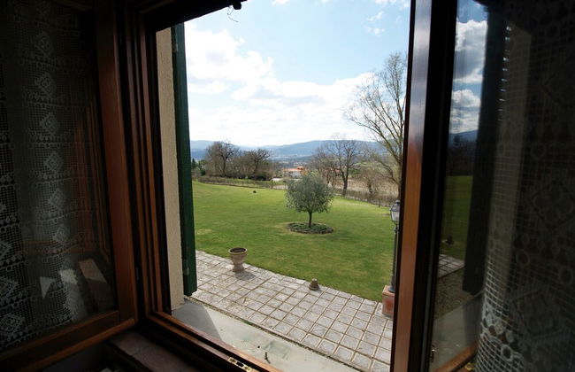 Farmhouse in Poppi With Pool & Valley Views - Foto 6