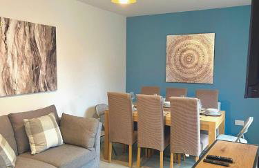 Ideal 4-bed home sleeps 7 - Nr Trafford Ctr & M60 - Foto 35