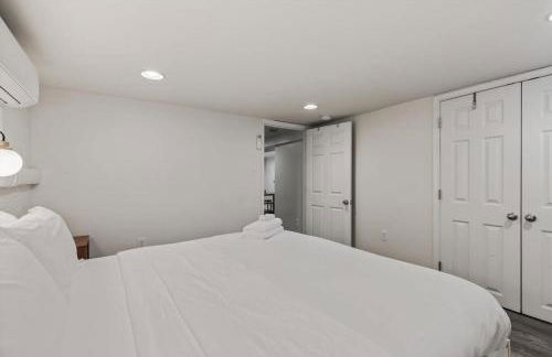 Garden-Level 2-BR Apt in Historic Petworth Home - Foto 12