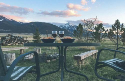 Chico Peak cabin nr Yellowstone,Chico Hot Springs - Foto 3