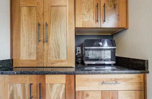 Sunstone Mesa Luxe Broadmoor Getaway w Hot Tub - Foto 32