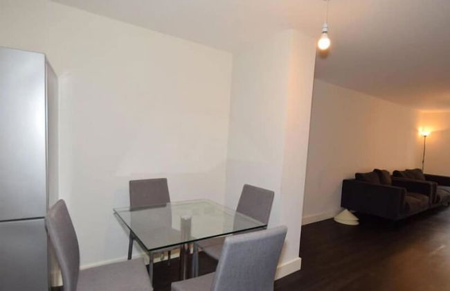 2 Bedroom Luxury Apartment in Leicester - Foto 7