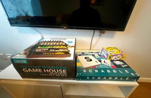 Chic 2BR escape near Luton Airport&Train Stn, Whipsnade zoo, Contractors - Foto 22