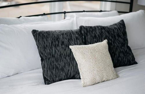 Cityscape Condo: New in Downtown Traverse City! - Foto 21