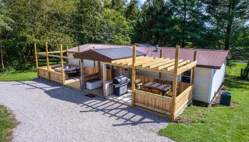 Take 5 Retreat with Hot Tub Relax, Rest, Refresh! - Foto 4