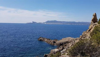 Villa T3 à 10' de Cassis - Piscine privée et cuisine d'été extérieure - Foto 2
