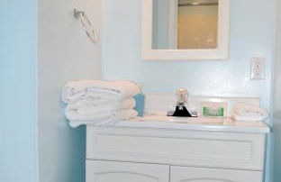 Hoosier Inn- Indiana University - Foto 17