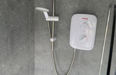 Modern and Homely Appartment! - Available as individual rooms or the Entire Property! - Foto 32